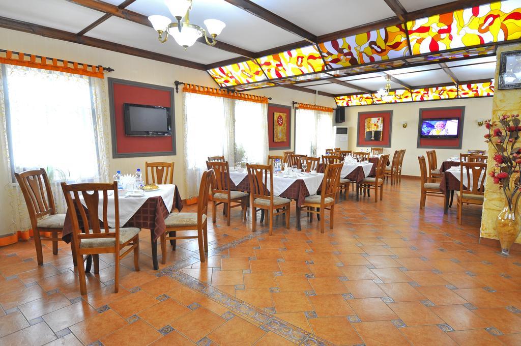 Grand Orzu Hotel Tashkent Esterno foto