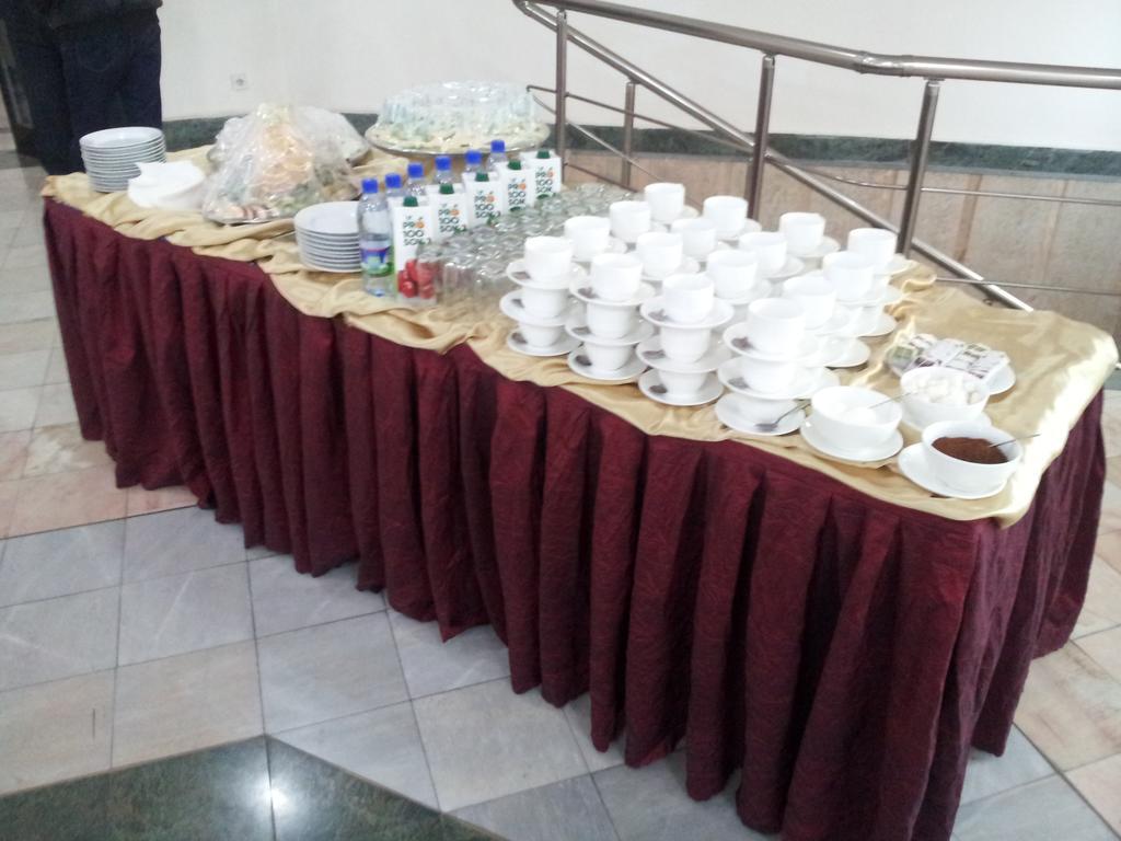 Grand Orzu Hotel Tashkent Esterno foto