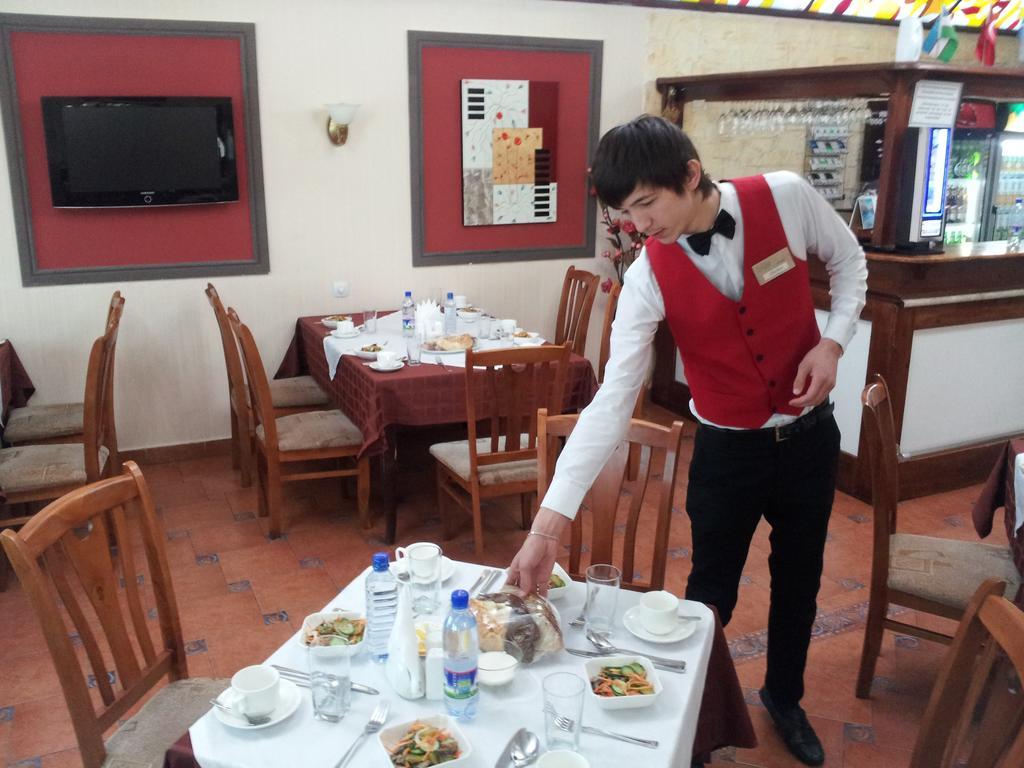 Grand Orzu Hotel Tashkent Esterno foto