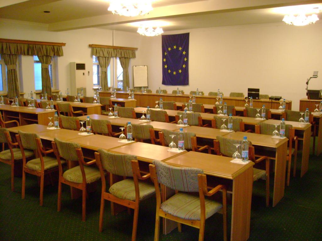 Grand Orzu Hotel Tashkent Esterno foto